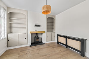 Lounge- click for photo gallery